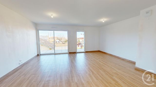 Appartement T3 à vendre - 3 pièces - 67.35 m2 - PONTARLIER - 25 - FRANCHE-COMTE - Century 21 Avenir Immobilier
