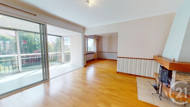Appartement F4 à vendre - 4 pièces - 109.06 m2 - PONTARLIER - 25 - FRANCHE-COMTE - Century 21 Avenir Immobilier